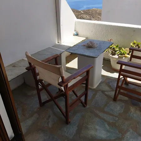 Anatoli * Serifos Town