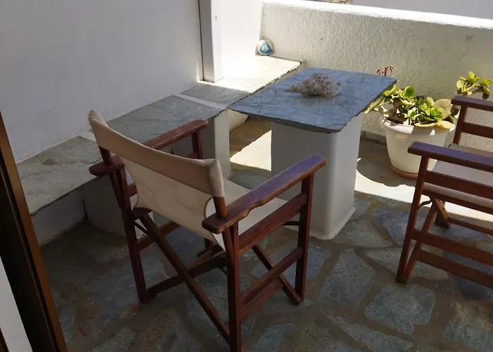 Anatoli * Serifos Town